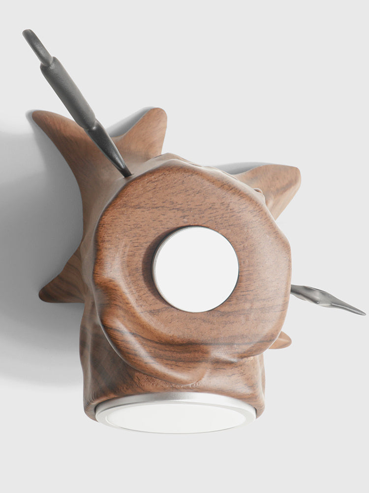 creative-magsafe-magnetic-wireless-charger-stump-shape-mobile-phone-holder